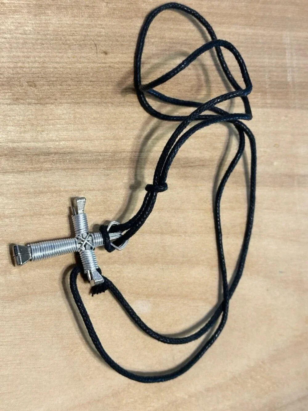 HORSESHOE NAIL DISCIPLES CROSS NECKLACE JEWELRY RELIGIOUS CHRIST CROSS